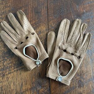 Vintage Driving Gloves Peccary Leather Keyhole and Snap Closure Unisex